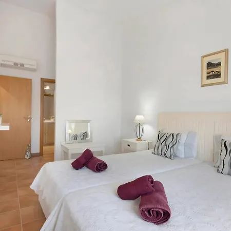 Clos Des Lyces Apartment *